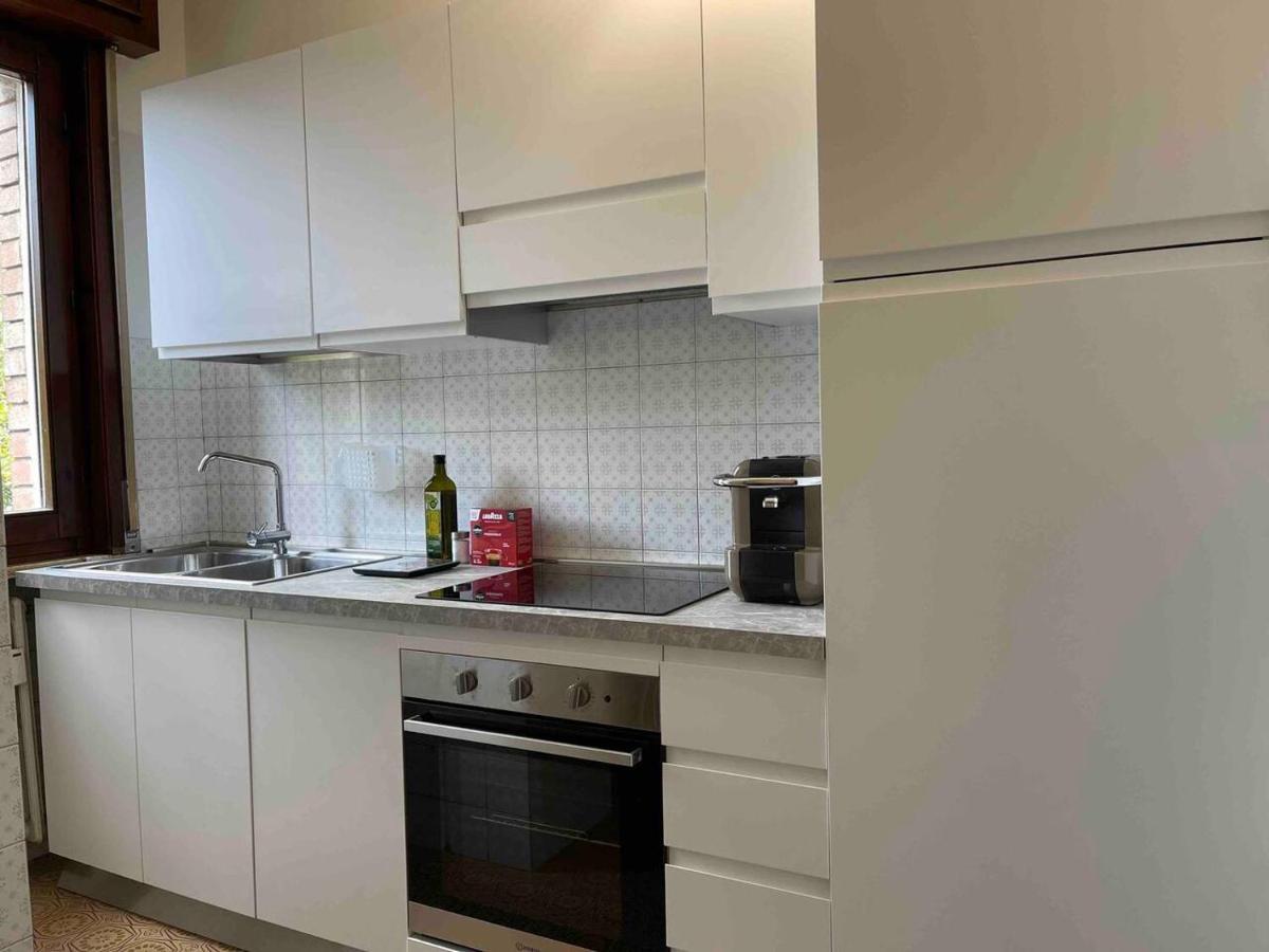Lotus Home Eleganza E Accoglienza A มานโตวา ภายนอก รูปภาพ