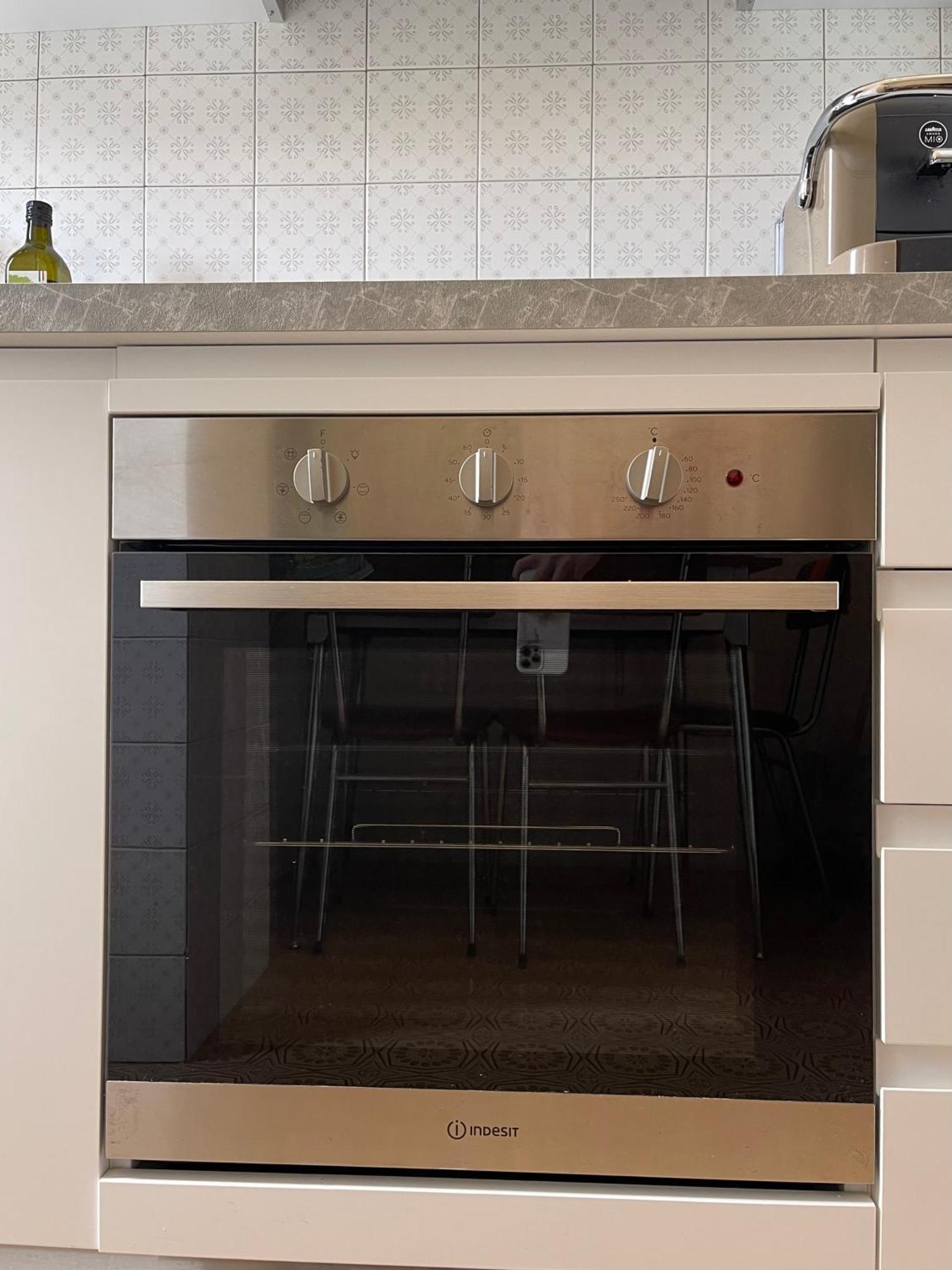 Lotus Home Eleganza E Accoglienza A มานโตวา ภายนอก รูปภาพ